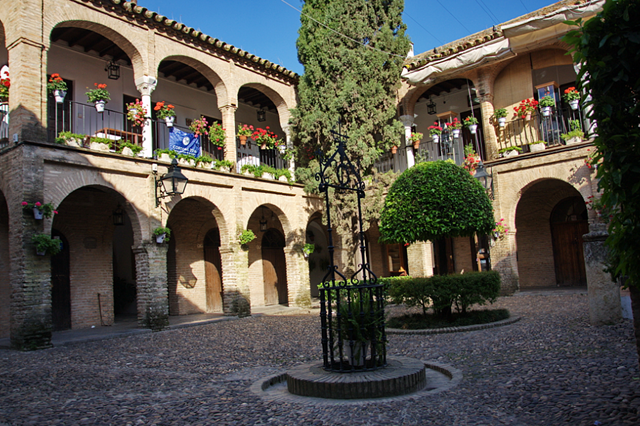 Adiós Córdoba – Bueons dias Sevilla