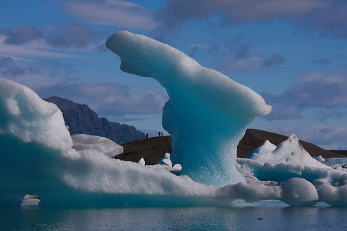 „And 12 points go toooo… Jökulsárlón“